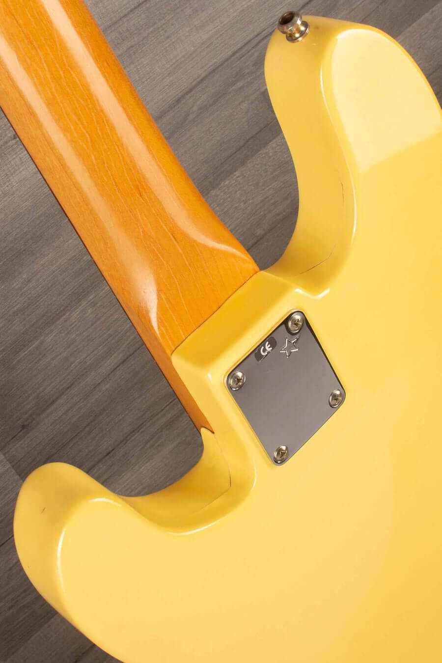 USED - Fender Mike Dirnt Artist Series Signature Precision Bass Guitar - Blonde - 2004