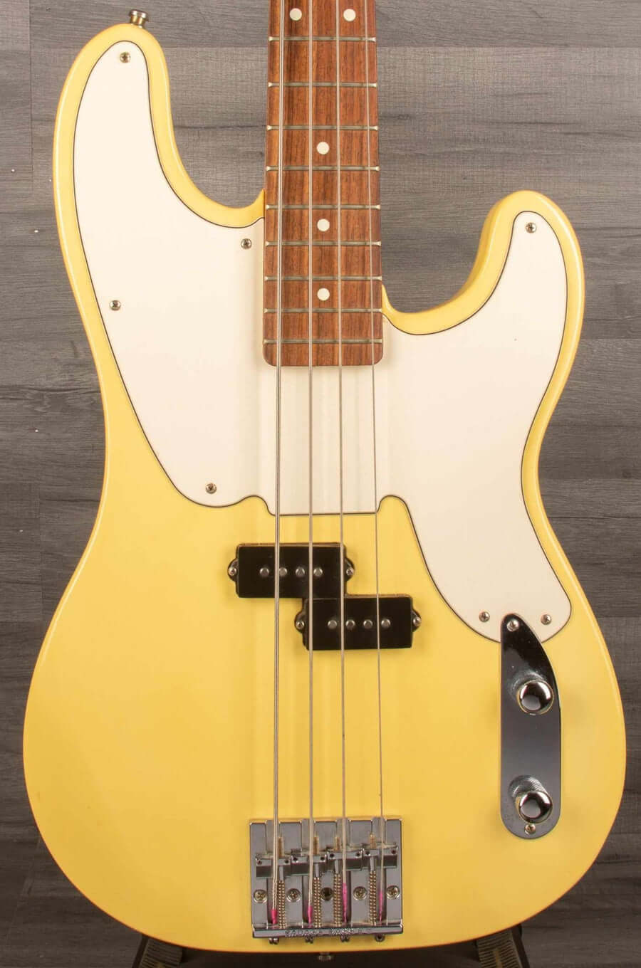 USED - Fender Mike Dirnt Artist Series Signature Precision Bass Guitar - Blonde - 2004