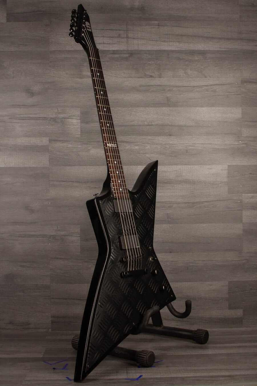USED - ESP LTD EX400BD inc hard case
