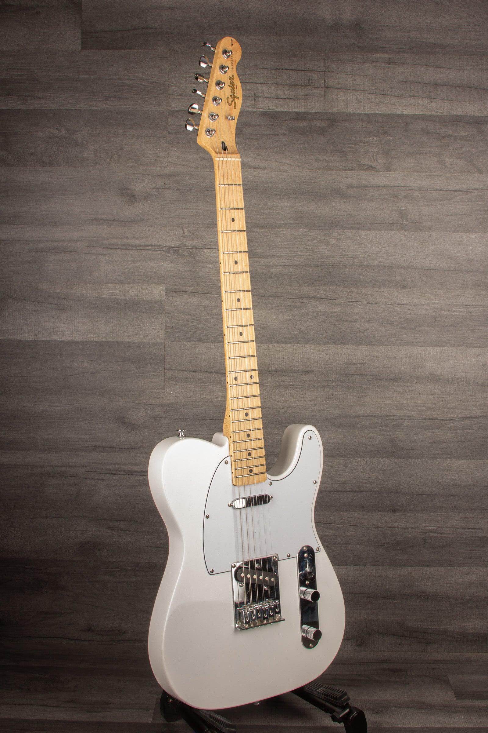 USED Affinity Telecaster - White