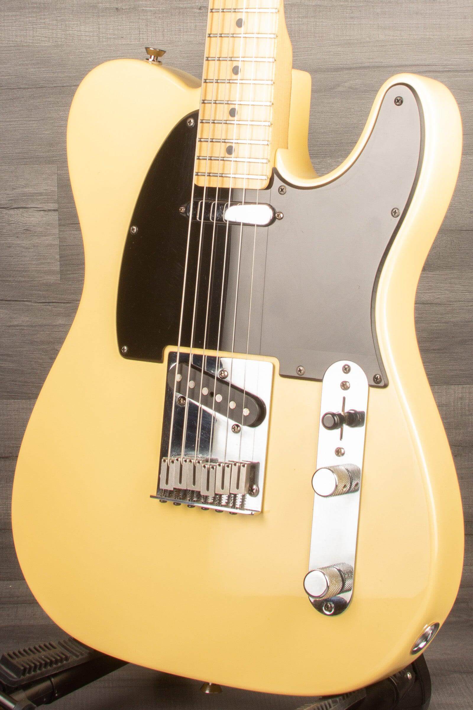 USED - 2004 Fender American Standard Telecaster - Blonde - MusicStreet