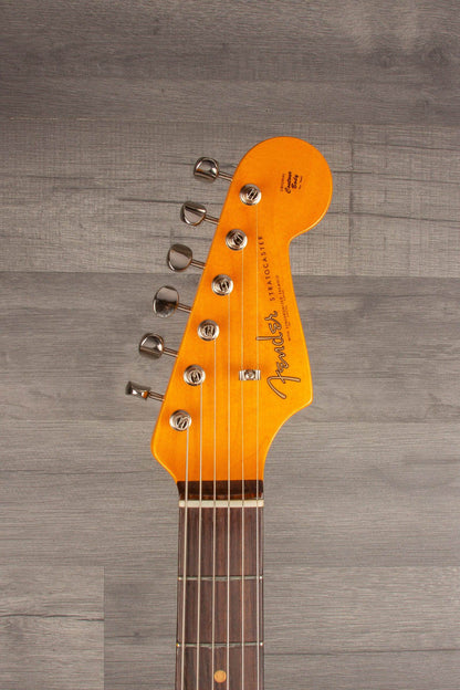 USED - Fender American Vintage II 1961 Stratocaster - 3-Colour Sunburst