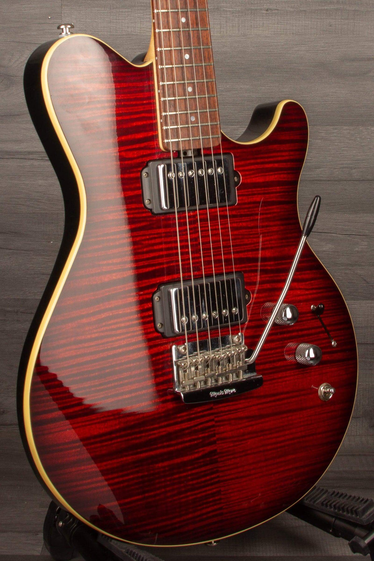 USED - Music Man 25th Anniversary Venetian Redburst