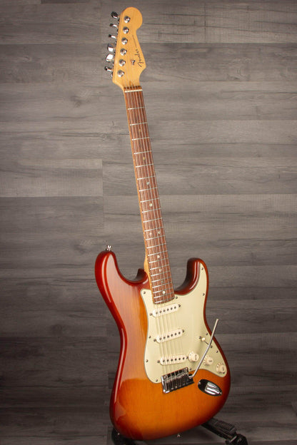 USED - Fender 2008 American Deluxe Stratocaster Sienna Sunburst