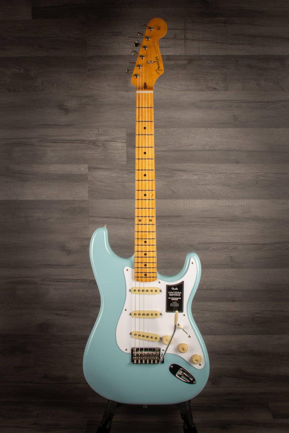 Fender Vintera 50s Stratocaster Modified Daphne Blue