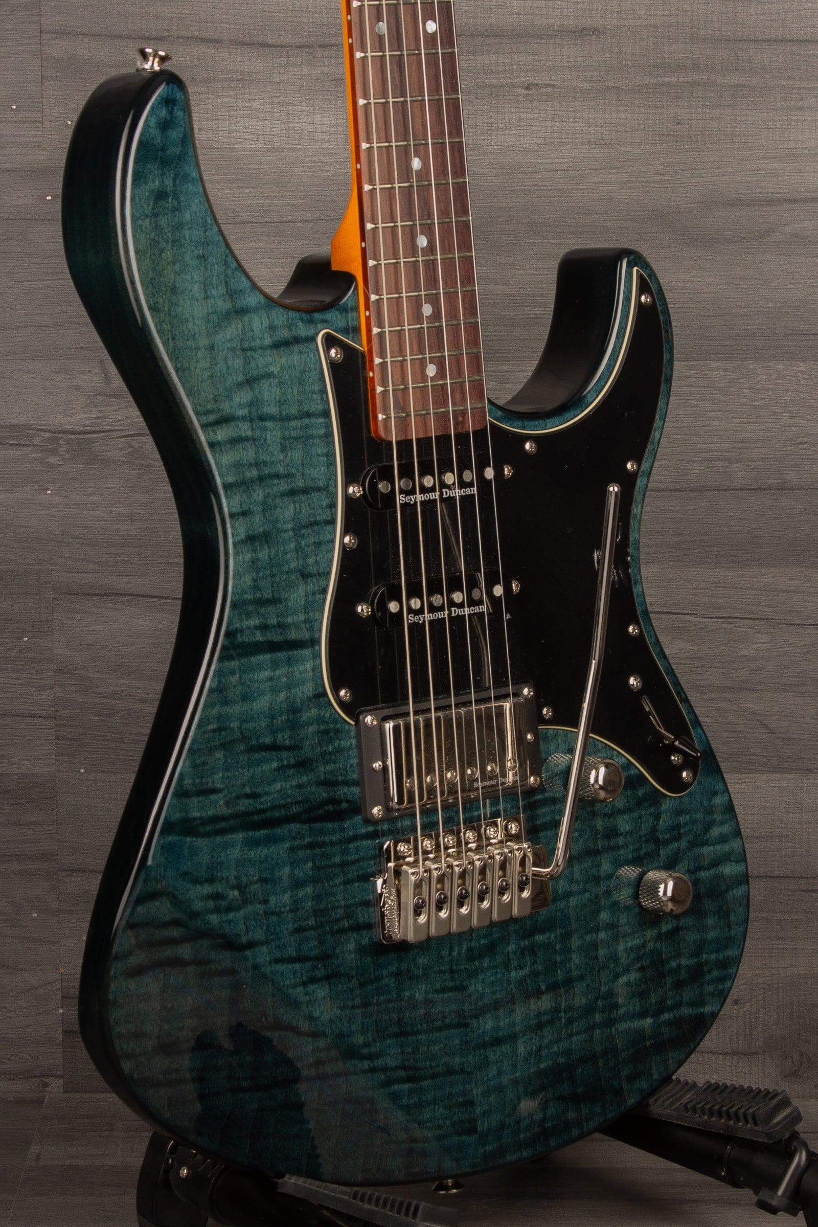 B Stock - YAMAHA PACIFICA 612VIIFM ELECTRIC GUITAR