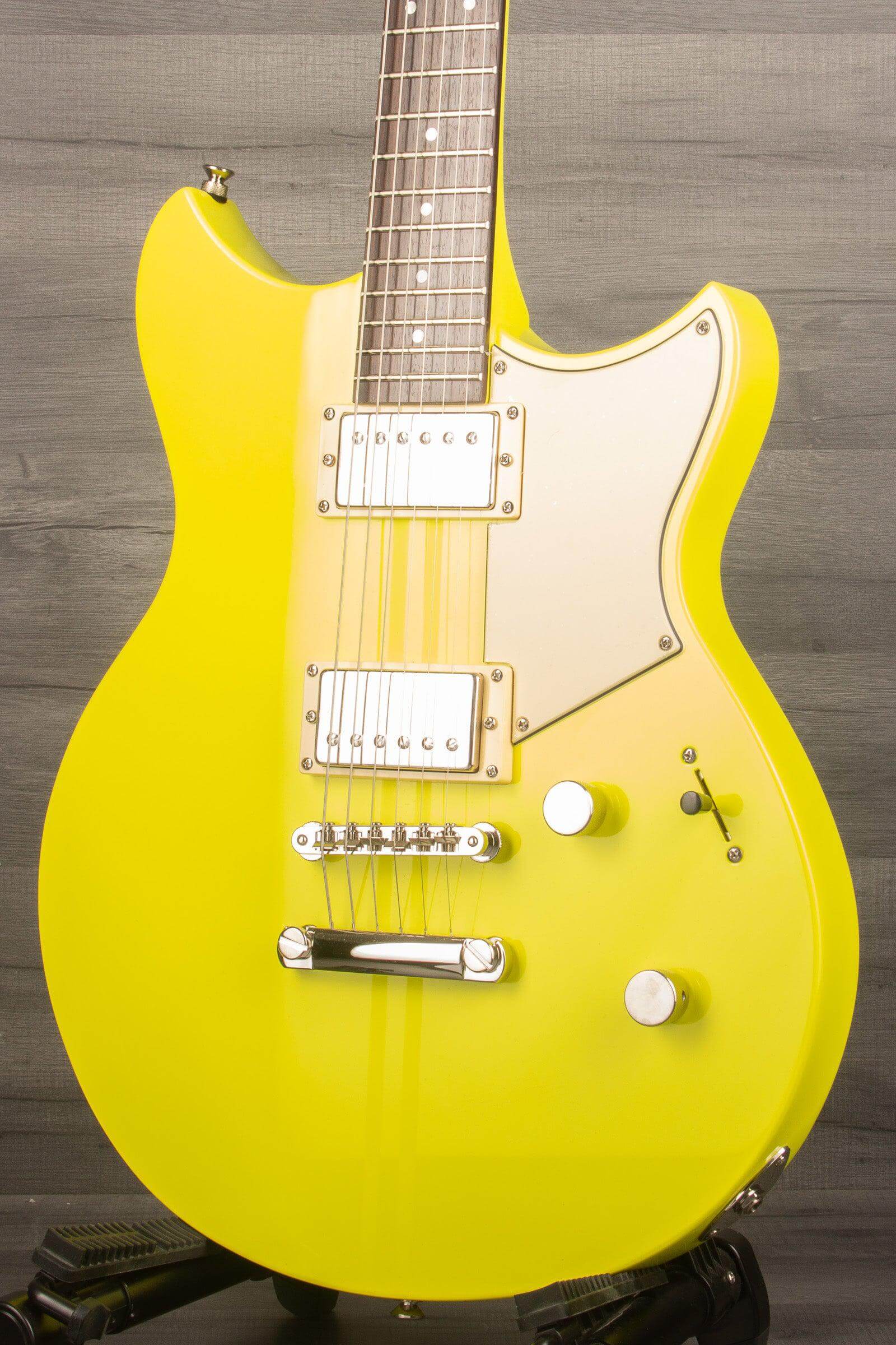 Yamaha RSE20 Revstar - Neon Yellow