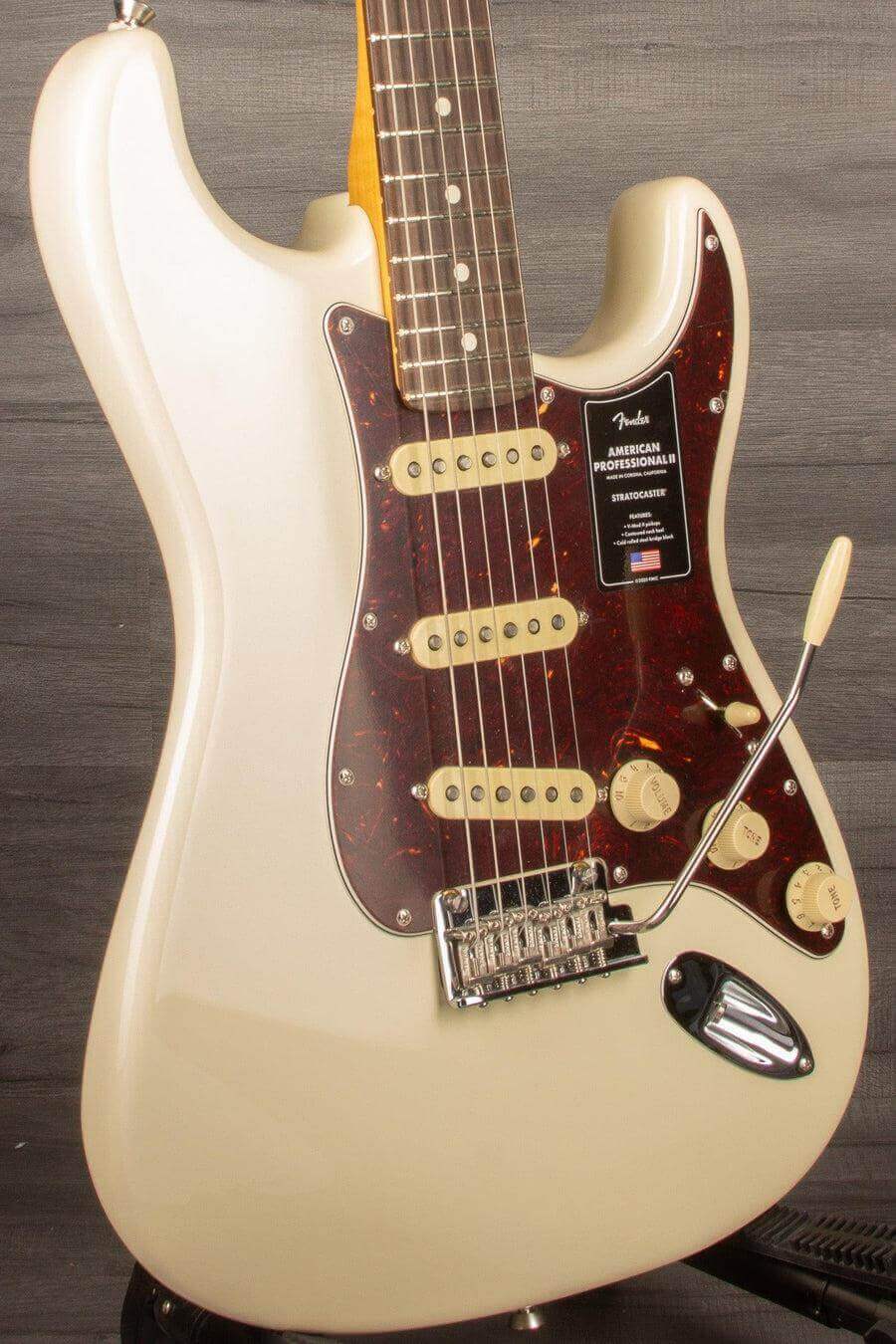 USED - Fender American Professional II Stratocaster Olympic White Rosewood
