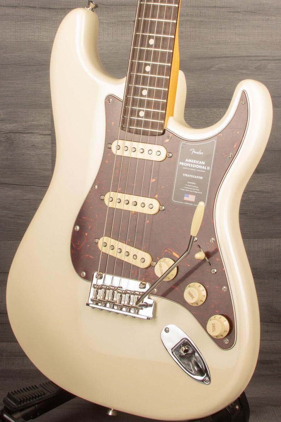 USED - Fender American Professional II Stratocaster Olympic White Rosewood