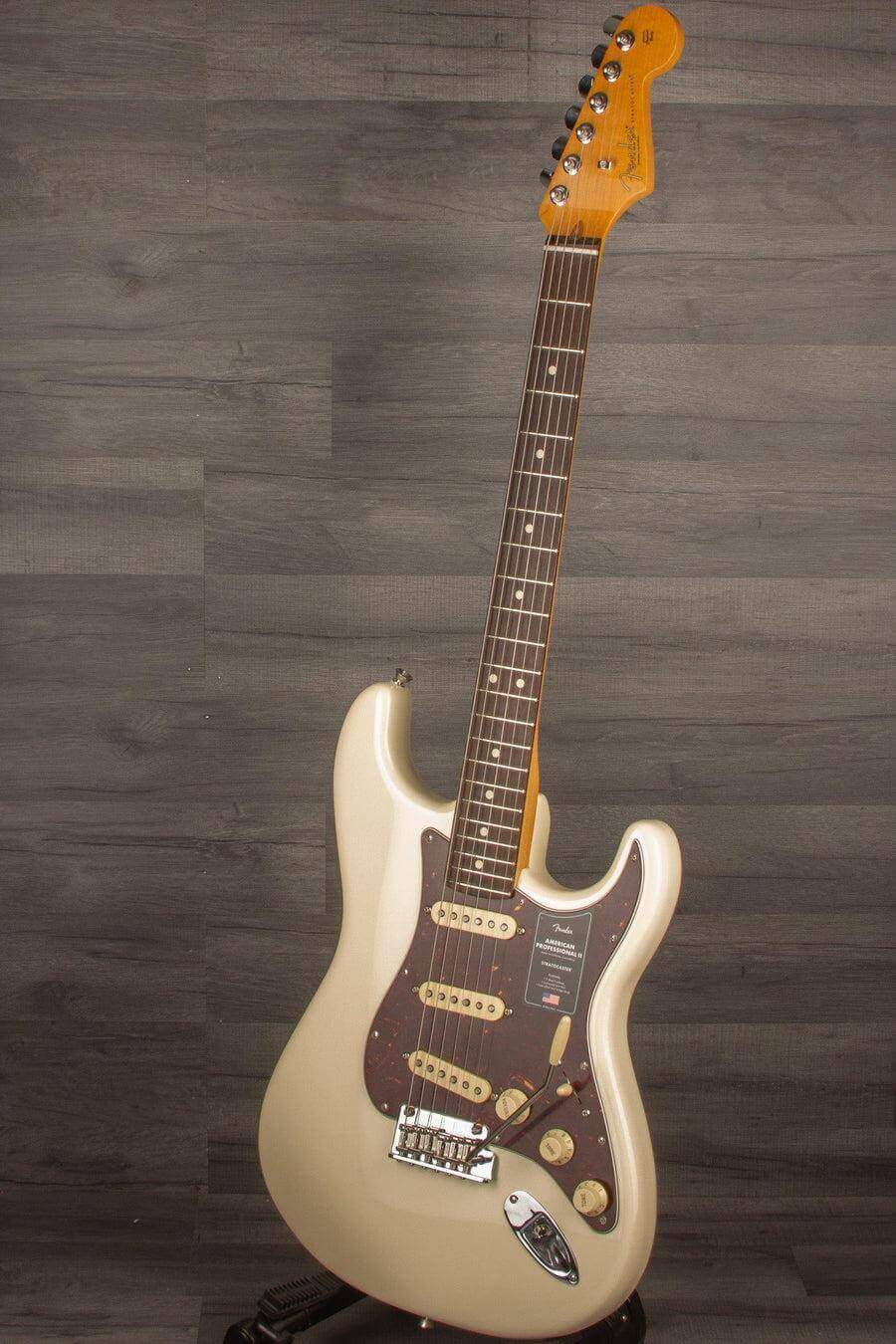 USED - Fender American Professional II Stratocaster Olympic White Rosewood