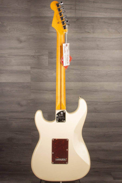 USED - Fender American Professional II Stratocaster Olympic White Rosewood