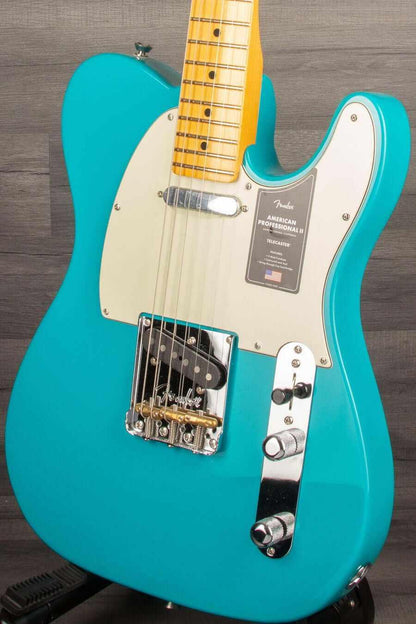 Fender American Professional II Telecaster - Miami Blue, maple neck