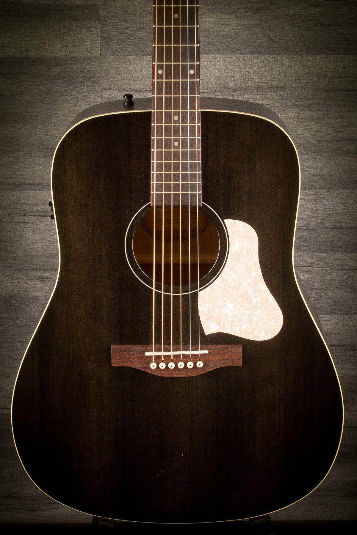 Art & Lutherie Americana Electro Acoustic - Faded Black QIT - MusicStreet