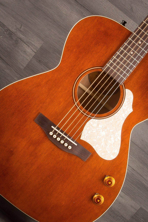 Art & Lutherie Acoustic Guitar Art & Lutherie Legacy Q-Discrete - Havana Brown