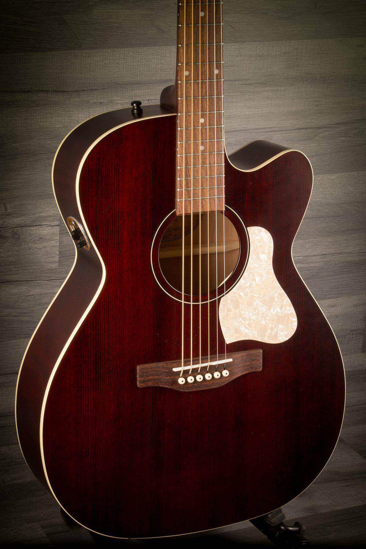 Art & Lutherie Legacy Tennessee Red CW QIT - MusicStreet