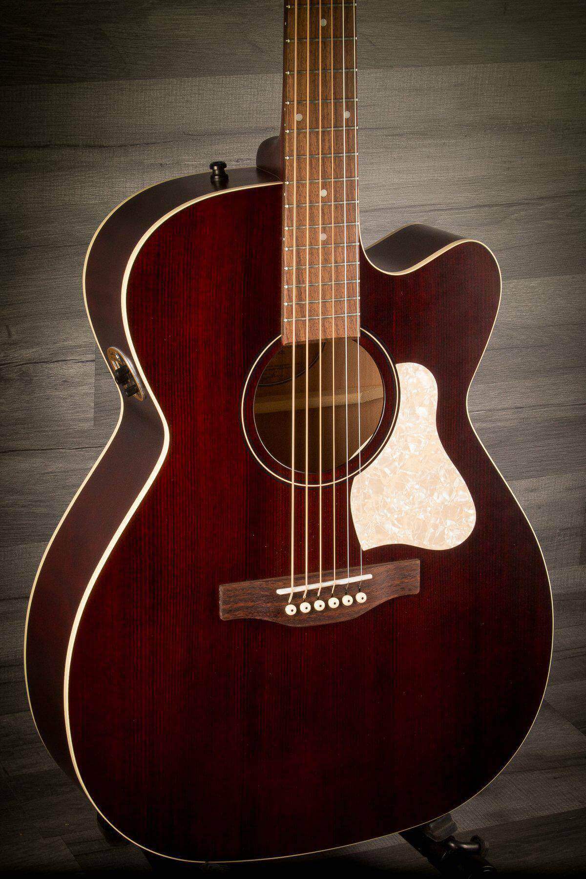 Art & Lutherie Legacy Tennessee Red CW QIT - Acoustic Guitar