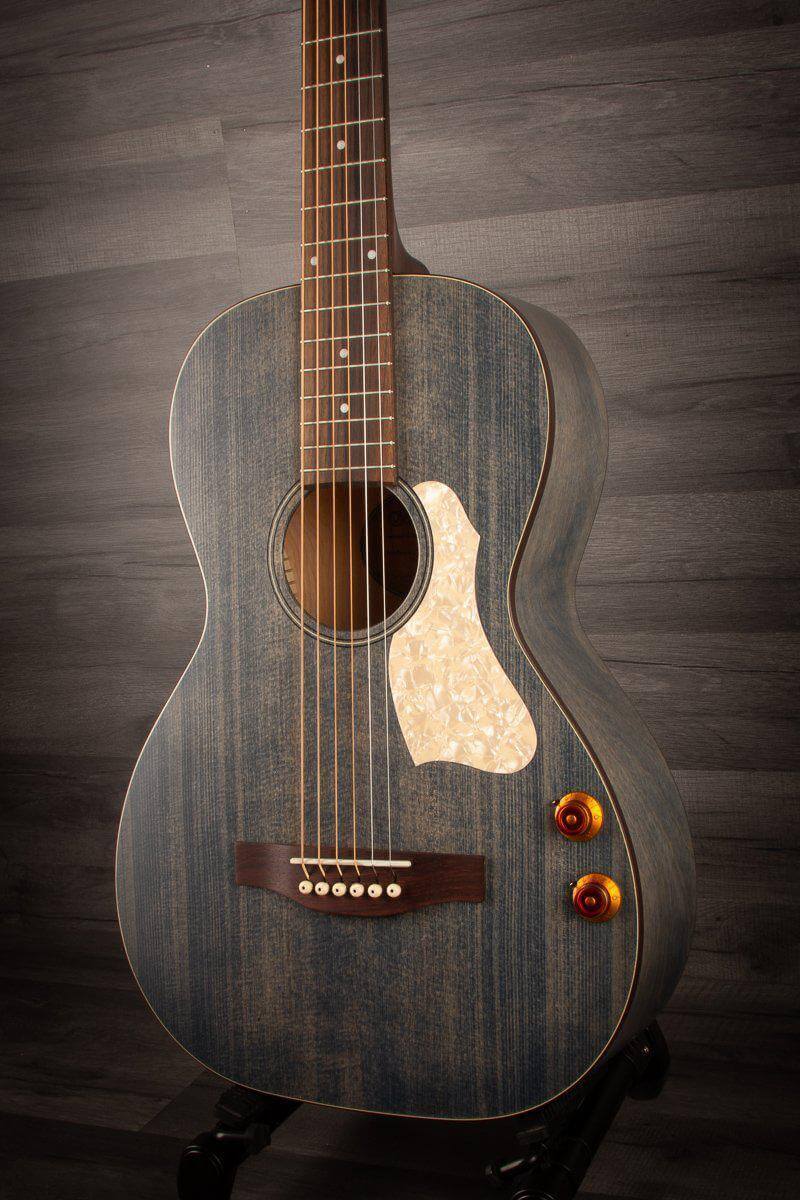 Art & Lutherie Acoustic Guitar Art & Lutherie Roadhouse, Denim Blue Q-Discrete