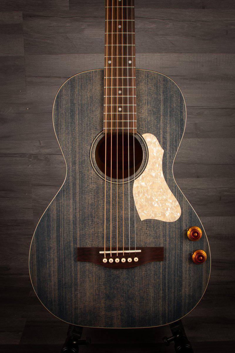 Art & Lutherie Acoustic Guitar Art & Lutherie Roadhouse, Denim Blue Q-Discrete