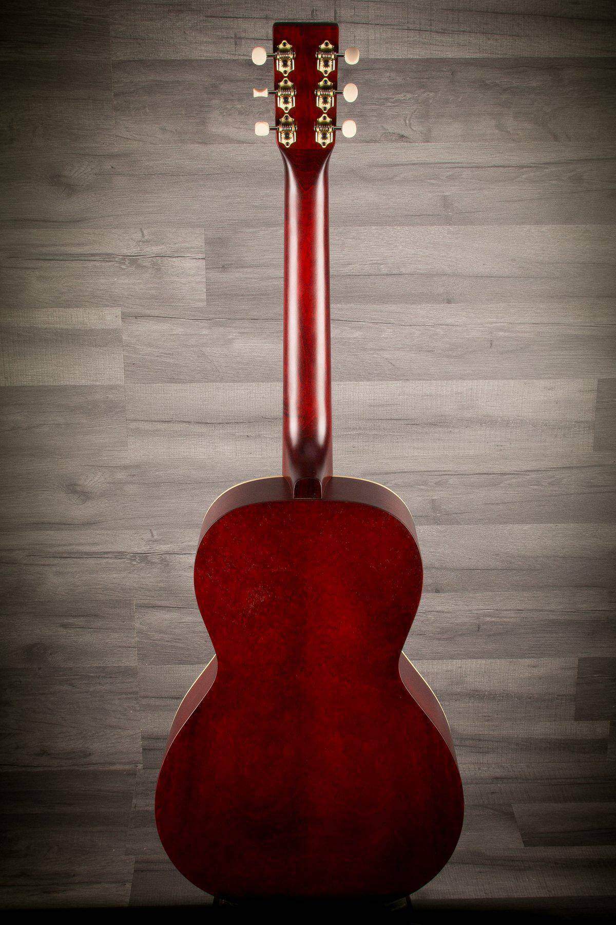 Art & Lutherie Roadhouse Tennessee Red