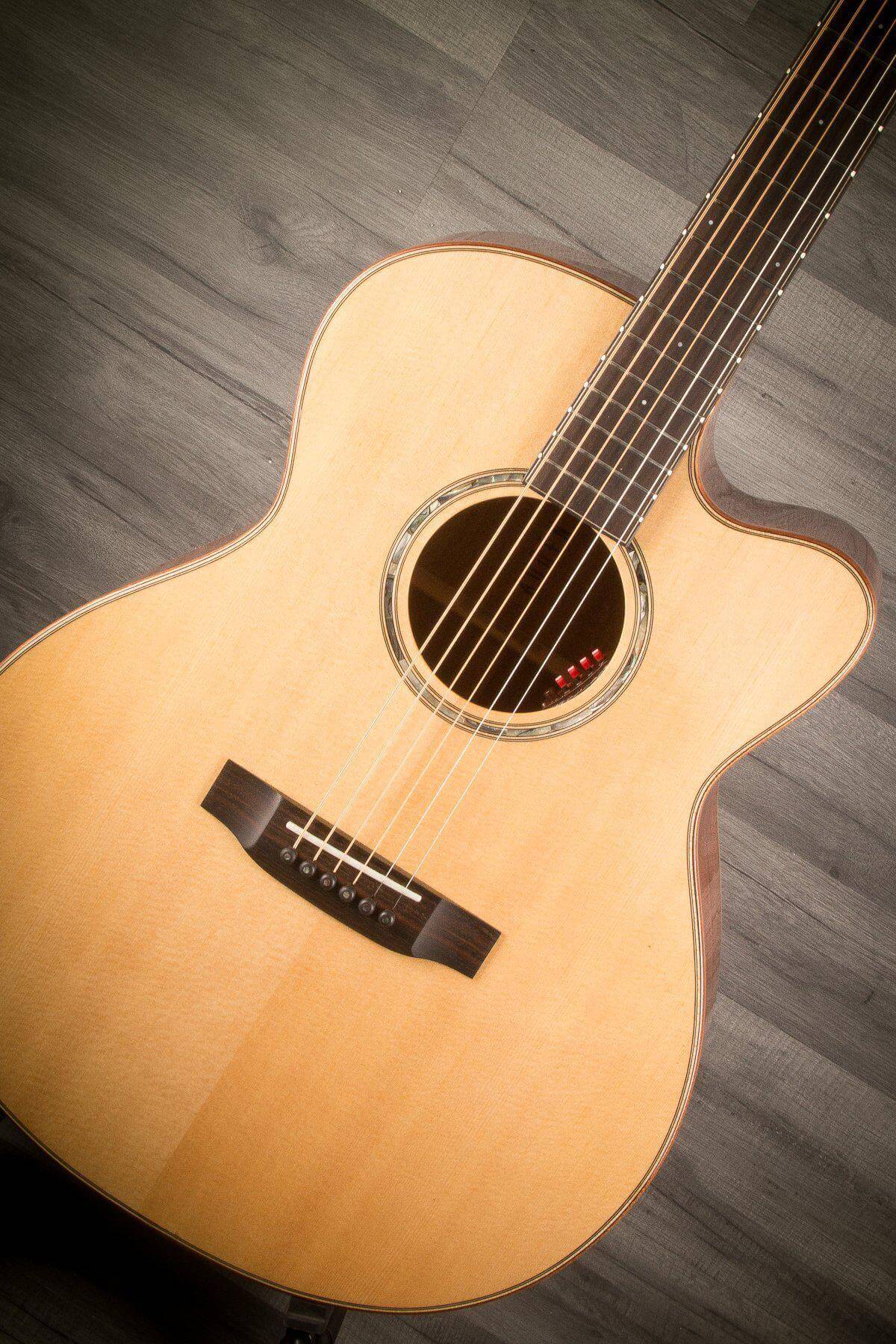 Auden Artist Mahogany Austin Spruce Cutaway