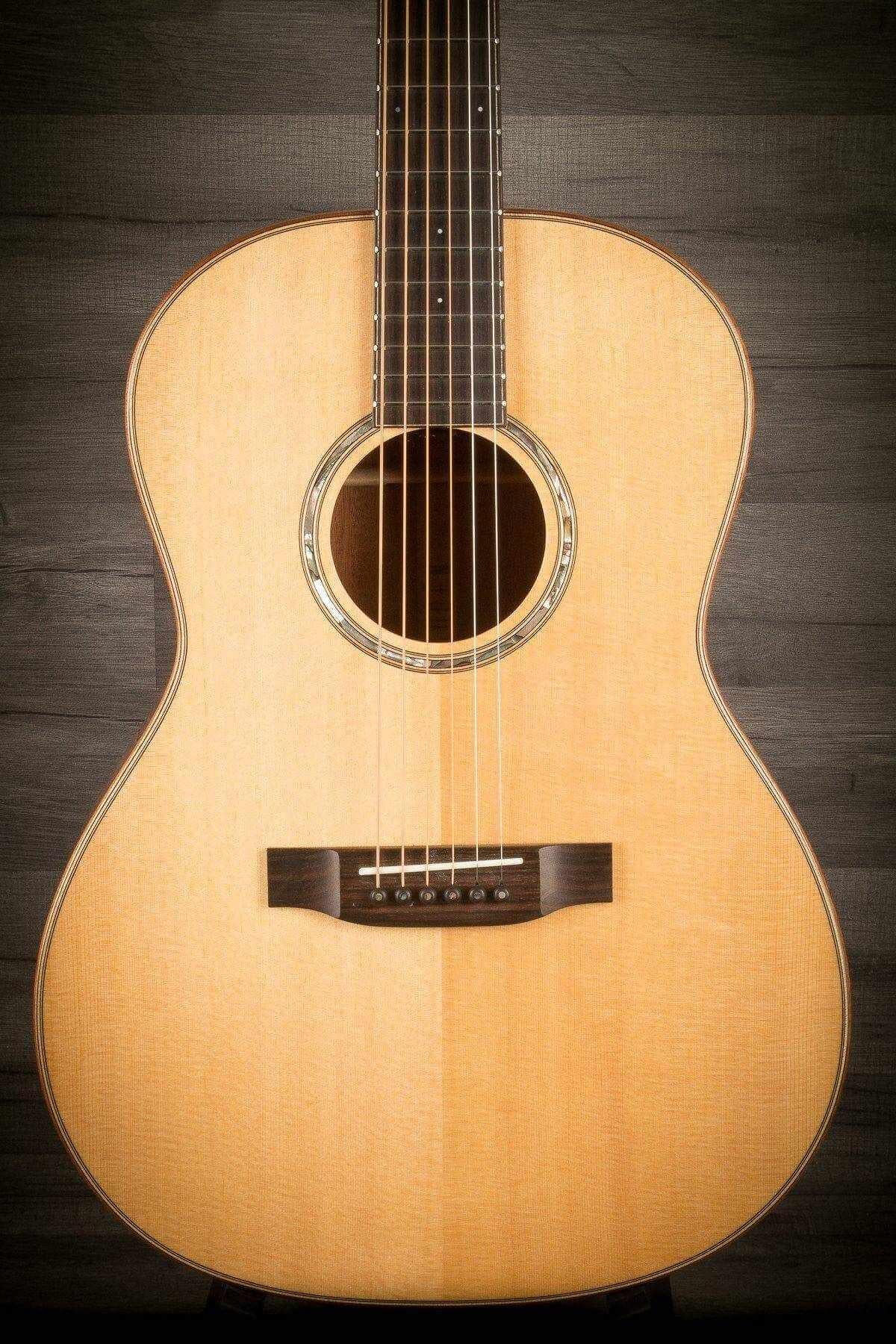 Auden Artist Series - Julia Mahogany & Cedar Full Body