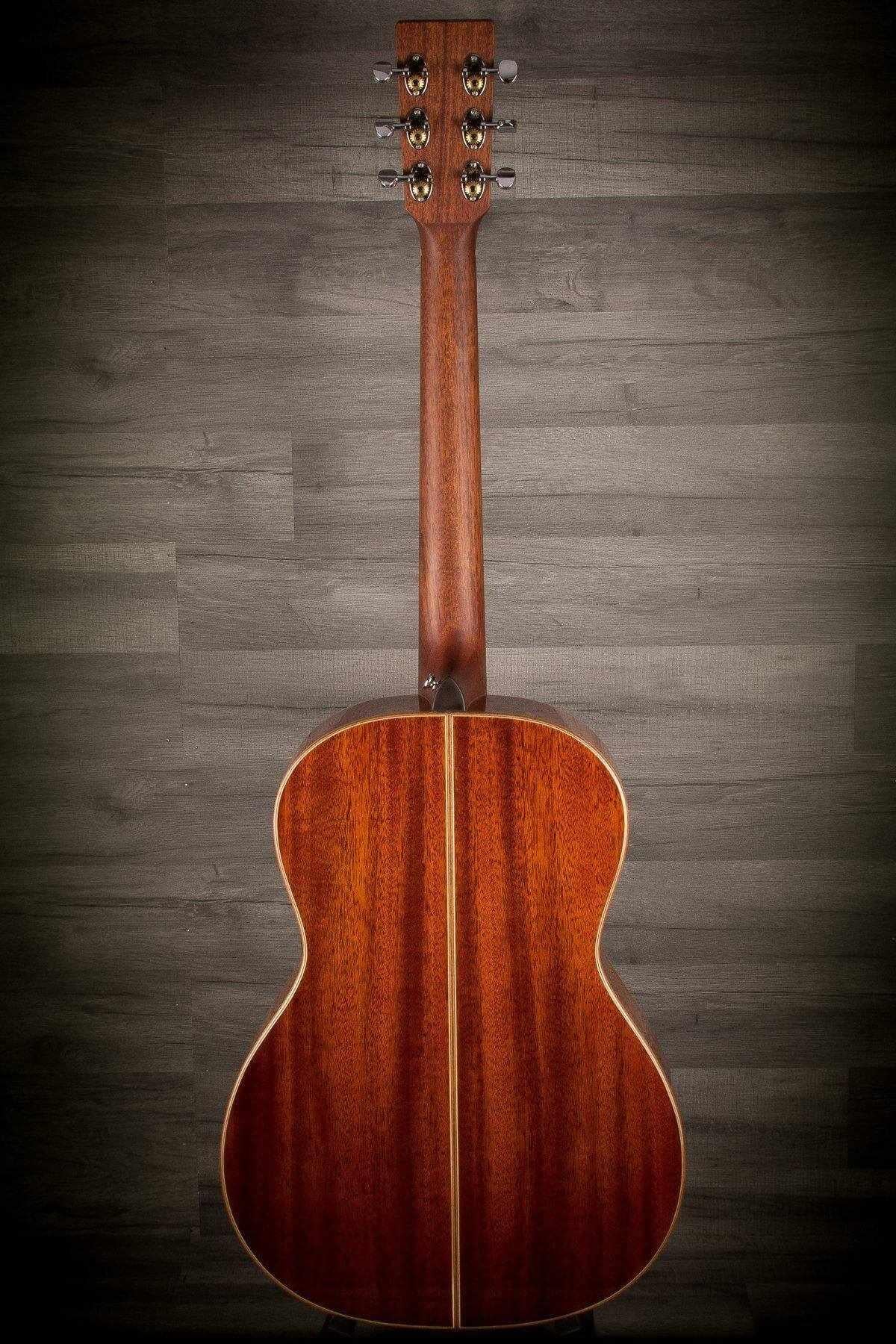 Auden Artist Series - Julia Mahogany & Cedar Full Body