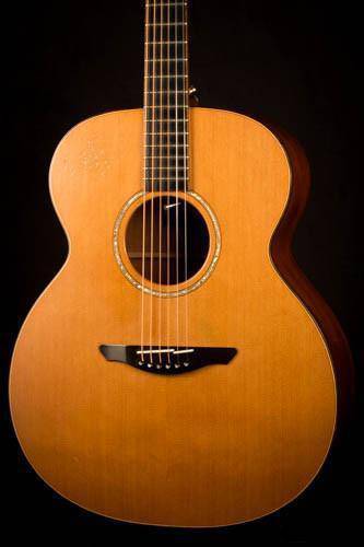 USED - Avalon L10 Acoustic Guitar