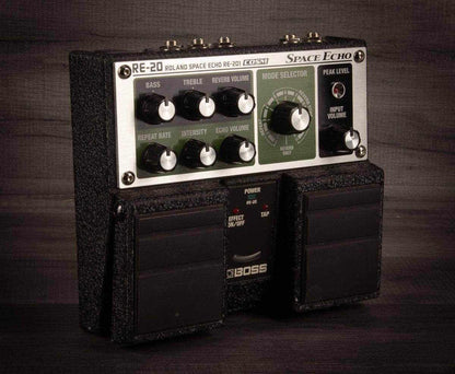 USED - Boss RE20 Space. echo