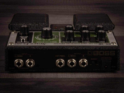 USED - Boss RE20 Space. echo