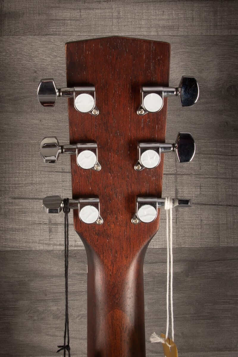 Cort Earth 60 Open Pore acoustic guitar