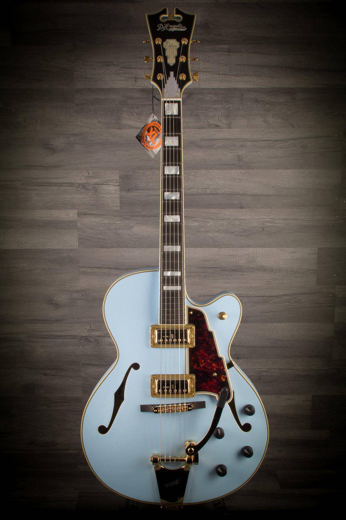 D'Angelico Electric Guitar D'Angelico Deluxe 175 - Matte Powder Blue