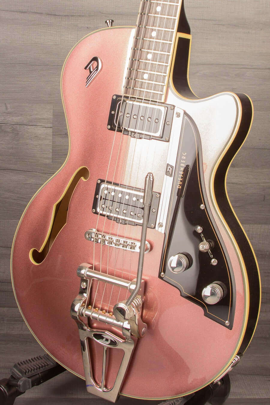 Duesenberg Starplayer TV - Catalina Sunset Rose inc Hard case | MusicStreet