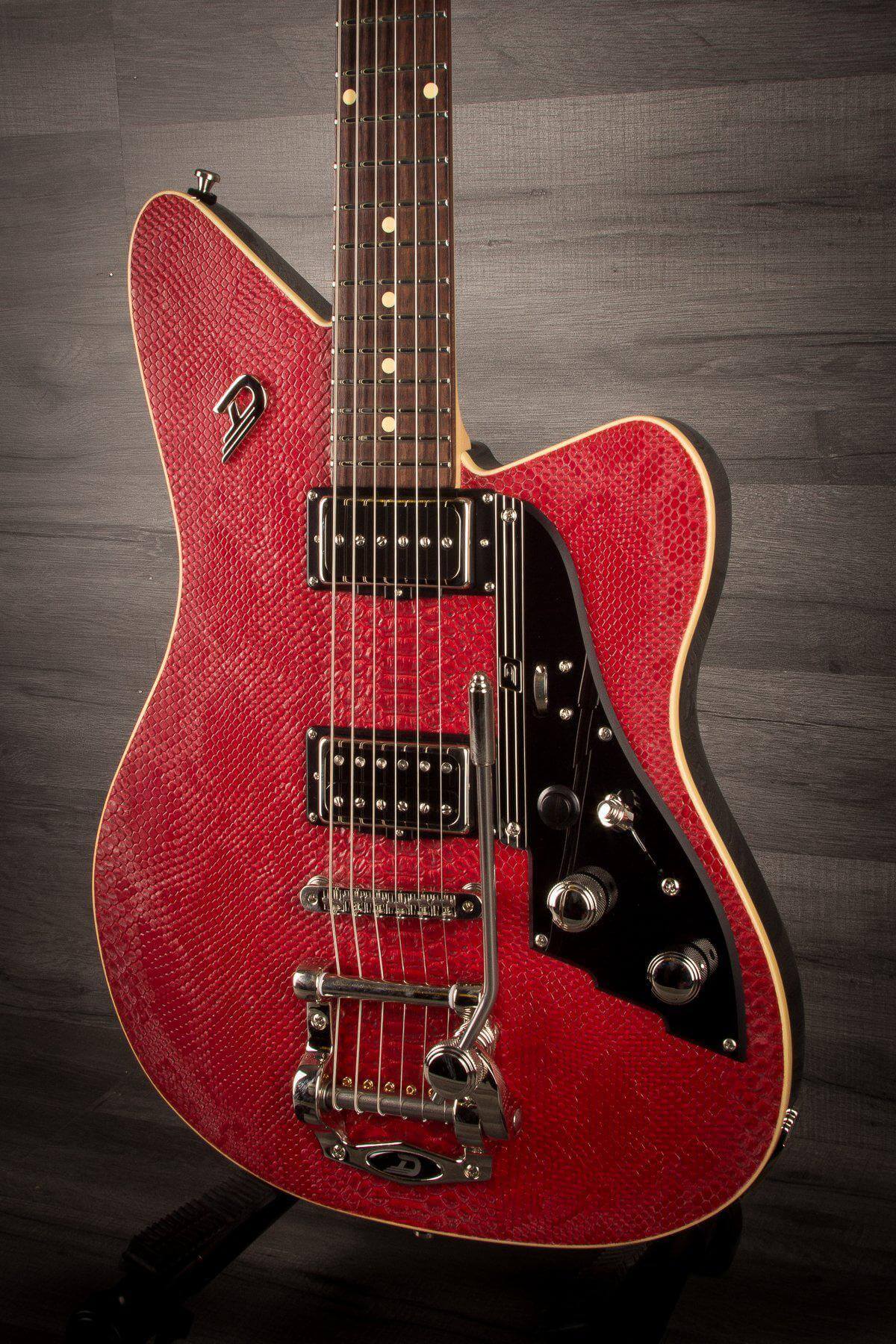 Duesenberg Electric Guitar Duesenberg Alliance Series Sascha Paeth Signature Guitar in Snake Red Incl. Hard Case