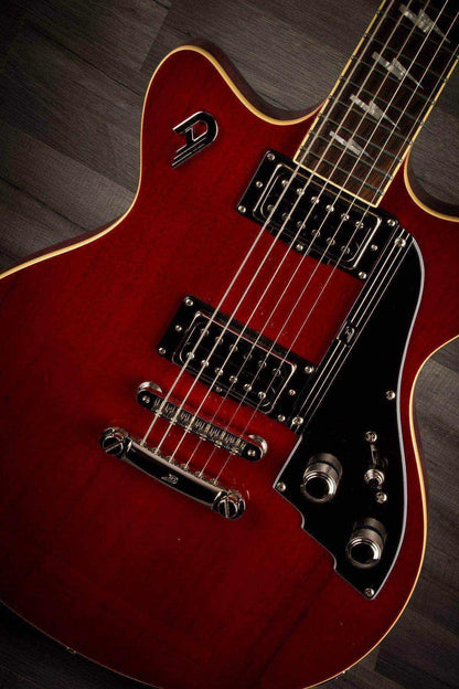 Duesenberg Boneville - Cherry Red inc Hard case
