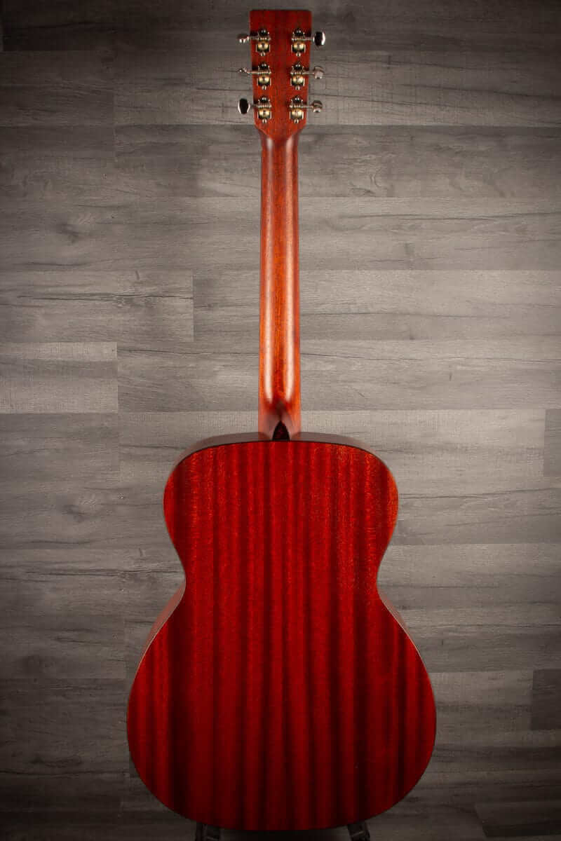 Eastman E1 OM-CLA - With Deluxe Gig Bag