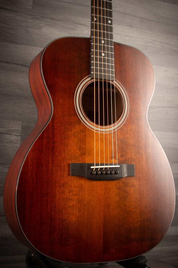 Eastman Acoustic Guitar Eastman E1 OM-CLA - With Deluxe Gig Bag