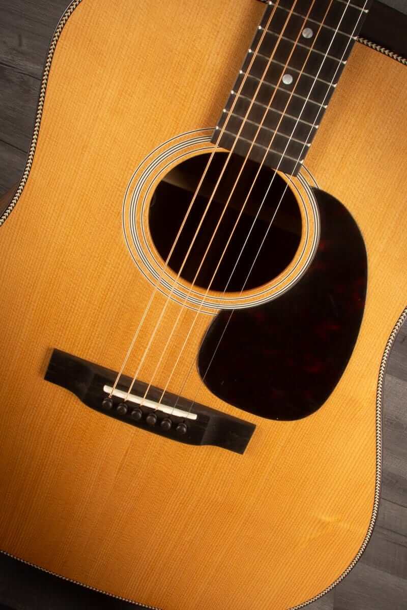 Eastman E3DE Dreadnought Electro-Acoustic Guitar, Natural