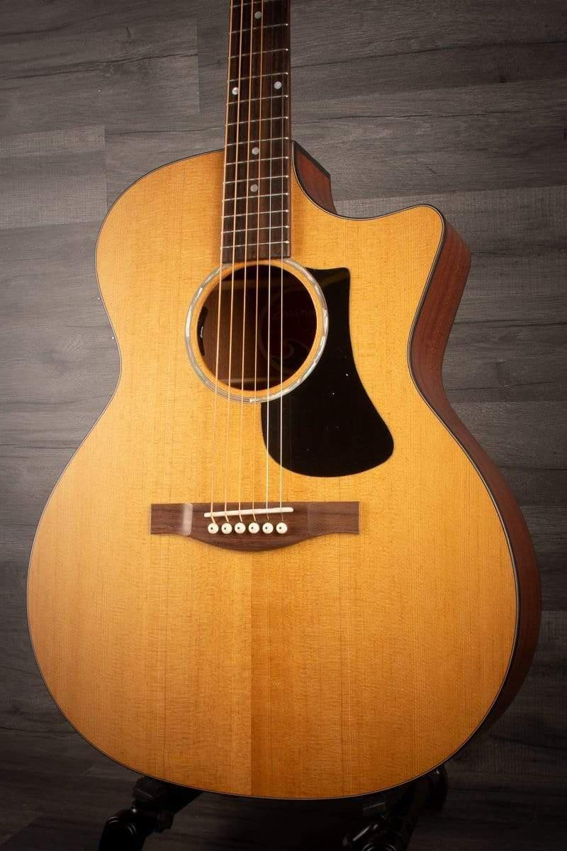 Eastman PCH1 GACE - Grand Auditorium Electro Acoustic Guitar WITH Gig Bag