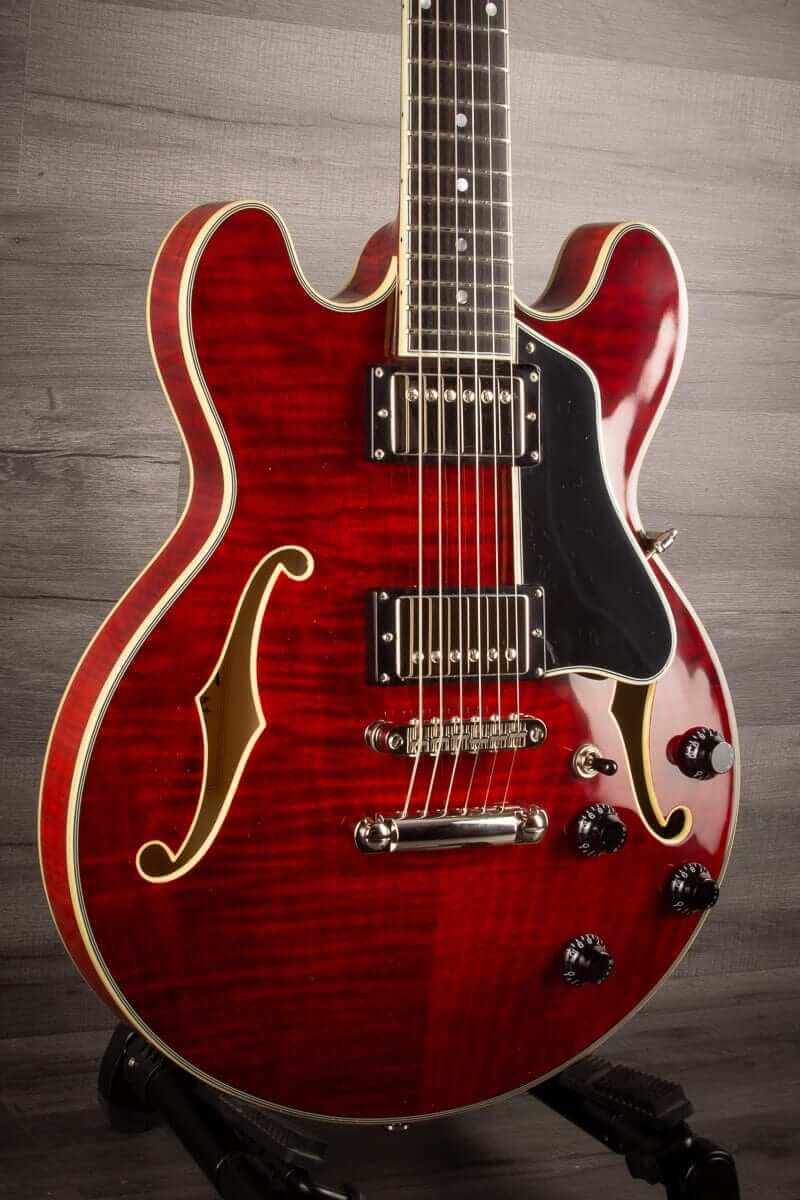 Eastman T484 Classic