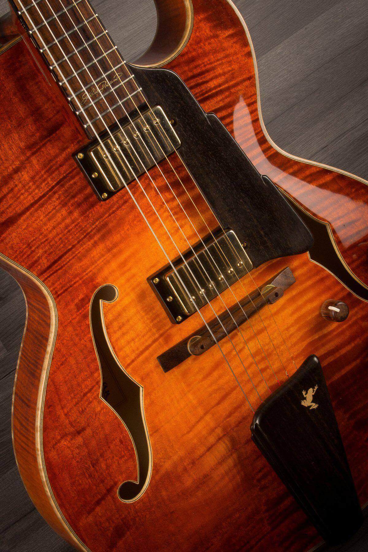 USED - Eastman AR380CE John Pisano Signature Archtop