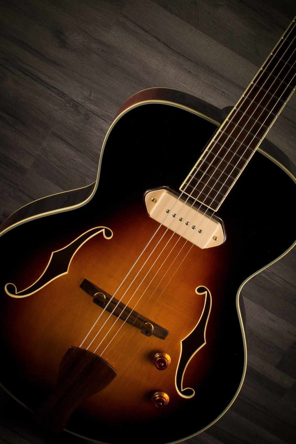 USED - Eastman Ar405E Sunburst Archtop Guitar