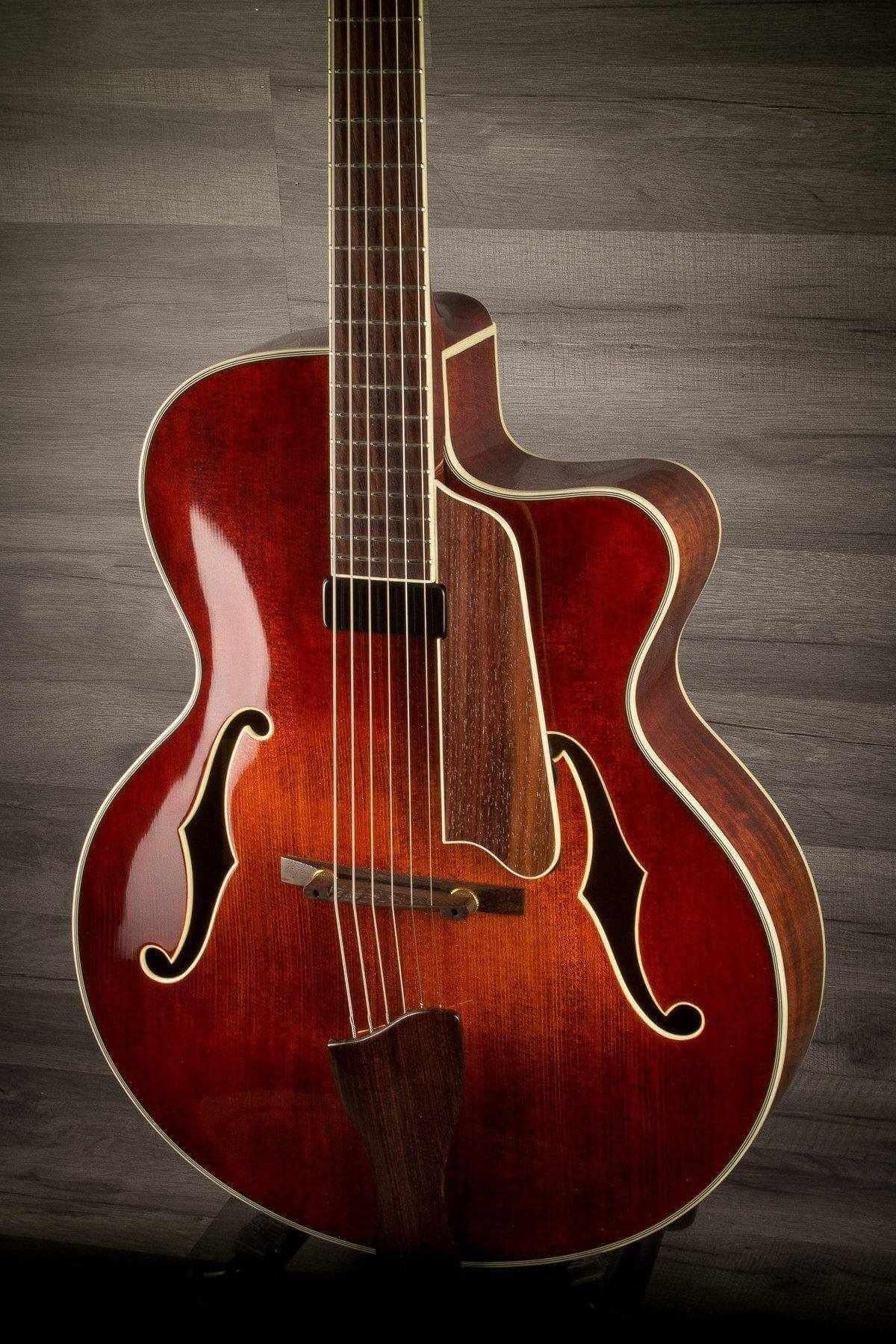 USED - Eastman AR605CE Archtop Guitar