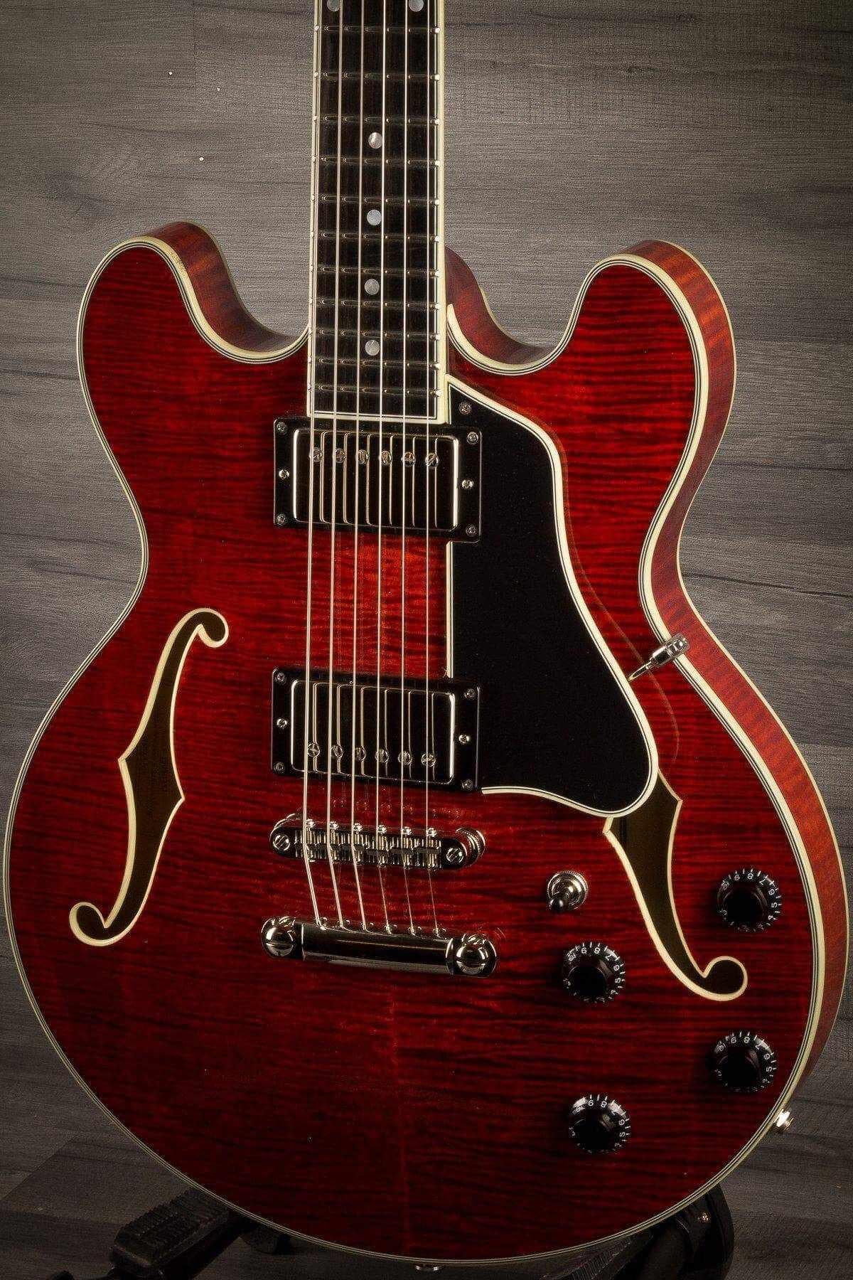 USED - Eastman T484 Classic