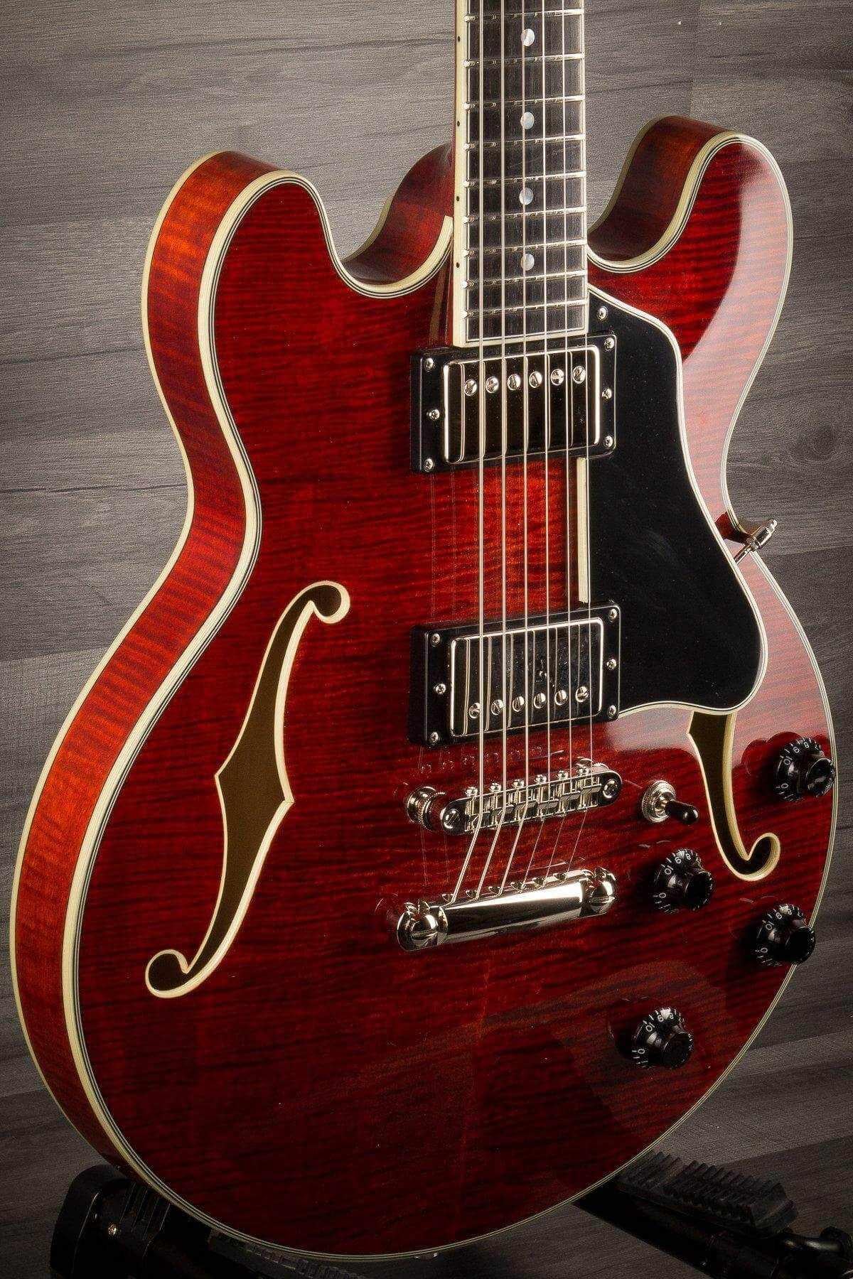 USED - Eastman T484 Classic