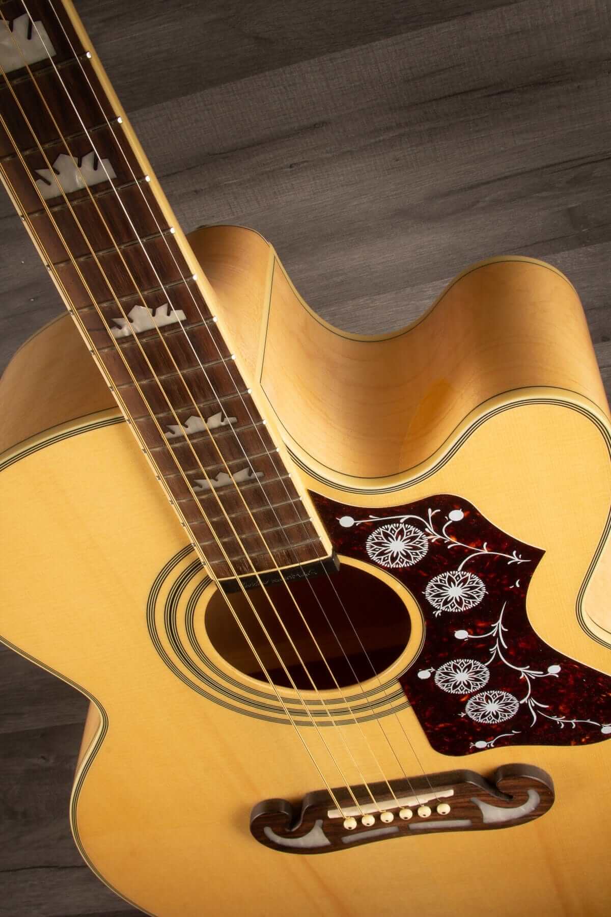 USED - Epiphone EJ-200CE Natural with Hard case