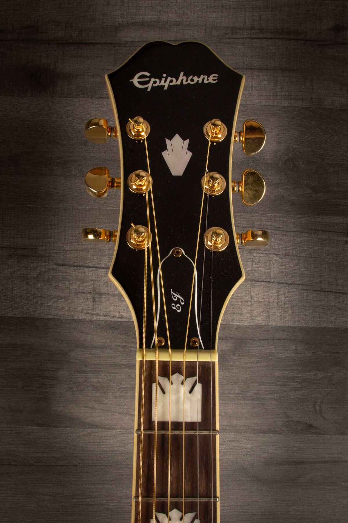 USED - Epiphone EJ-200CE Natural with Hard case