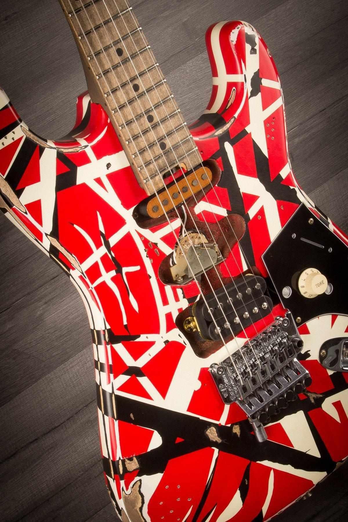 EVH Striped Series Frankenstrat Electric Guitar