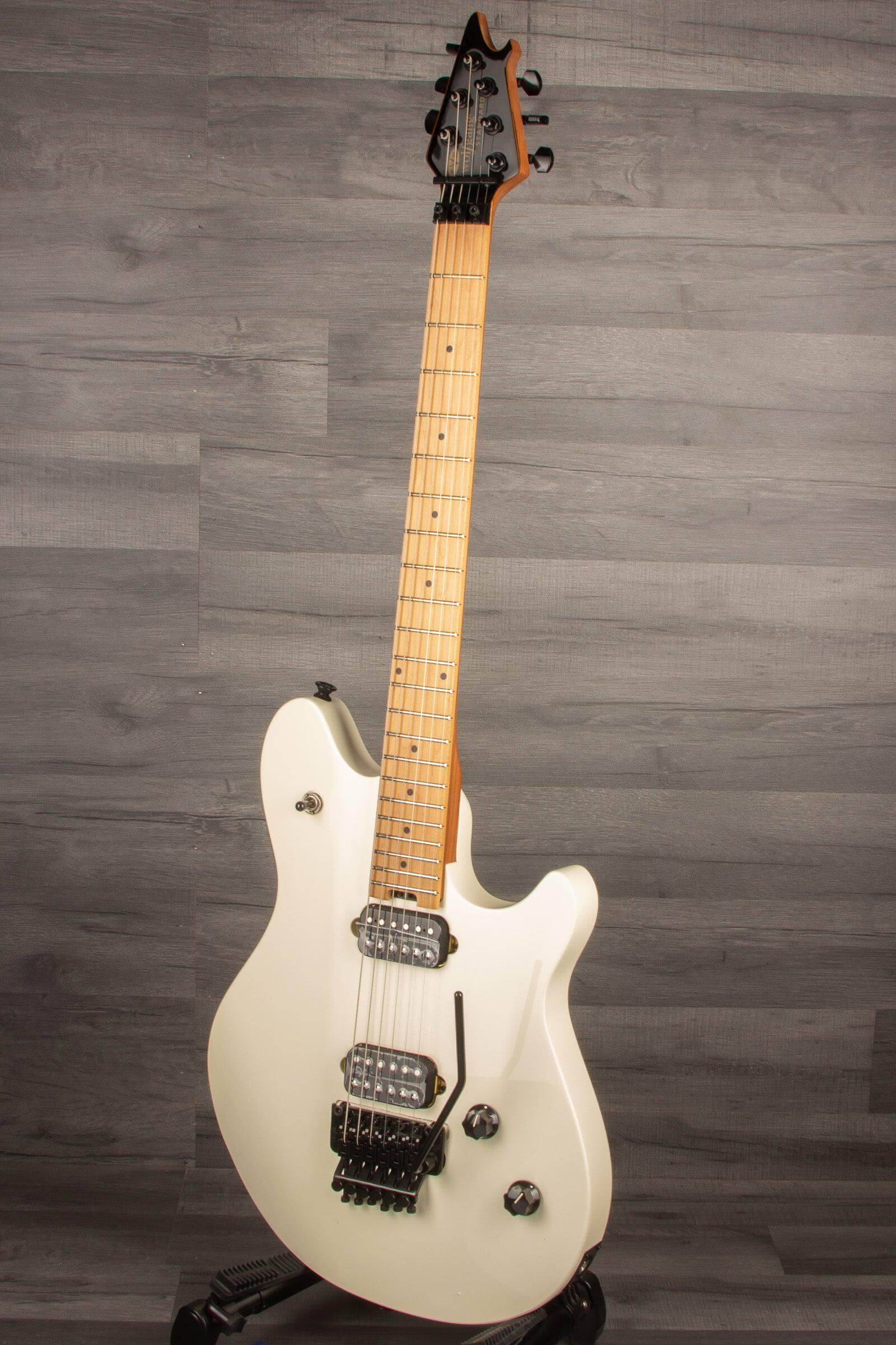 EVH Wolfgang Standard - Cream White