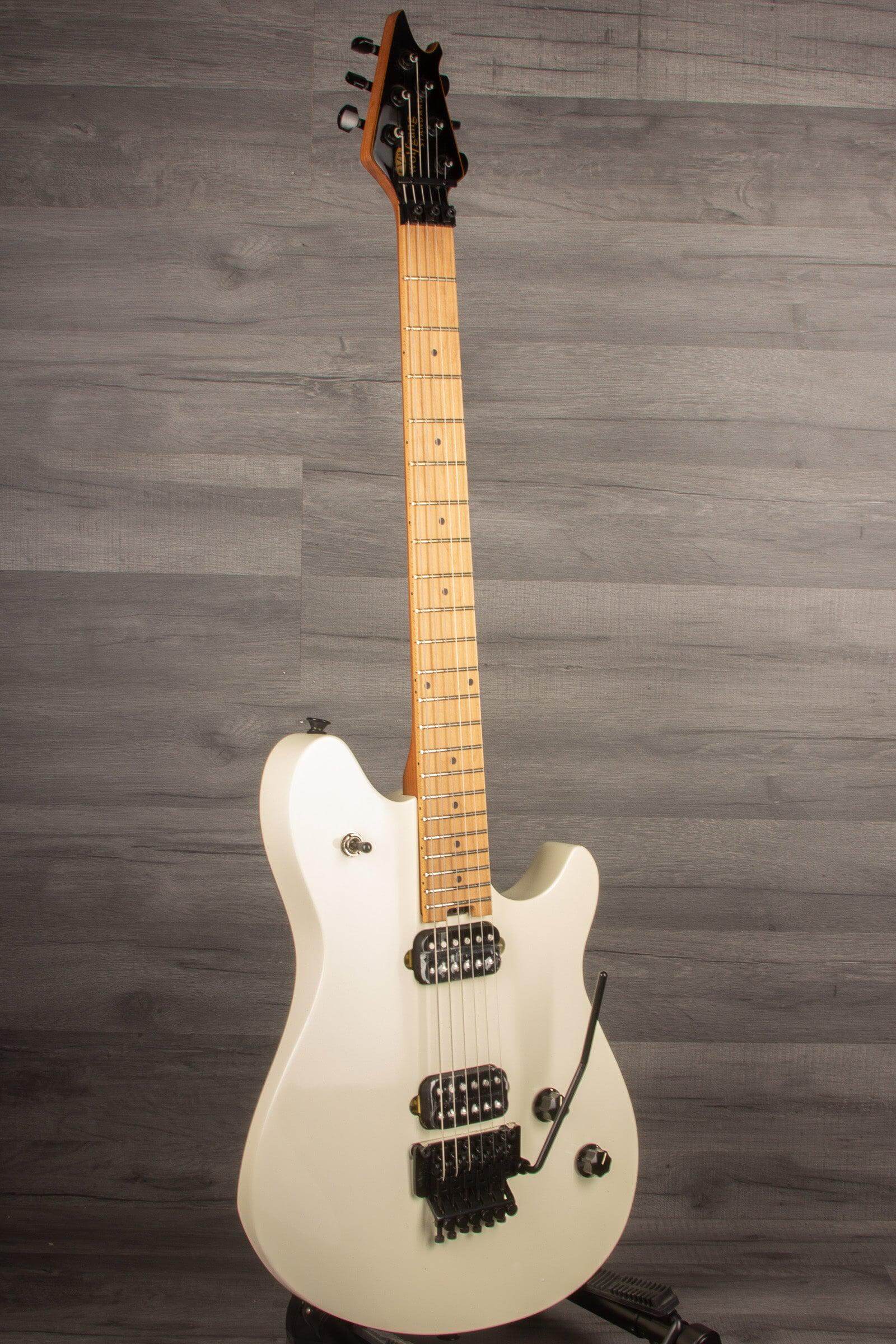 EVH Wolfgang Standard - Cream White