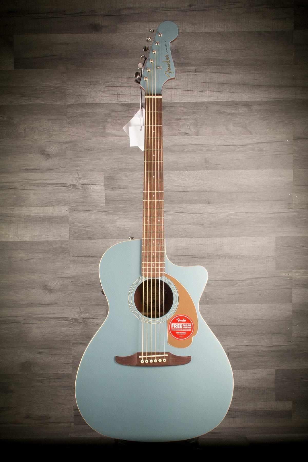 Fender California Series Newporter Player Ice Blue Satin